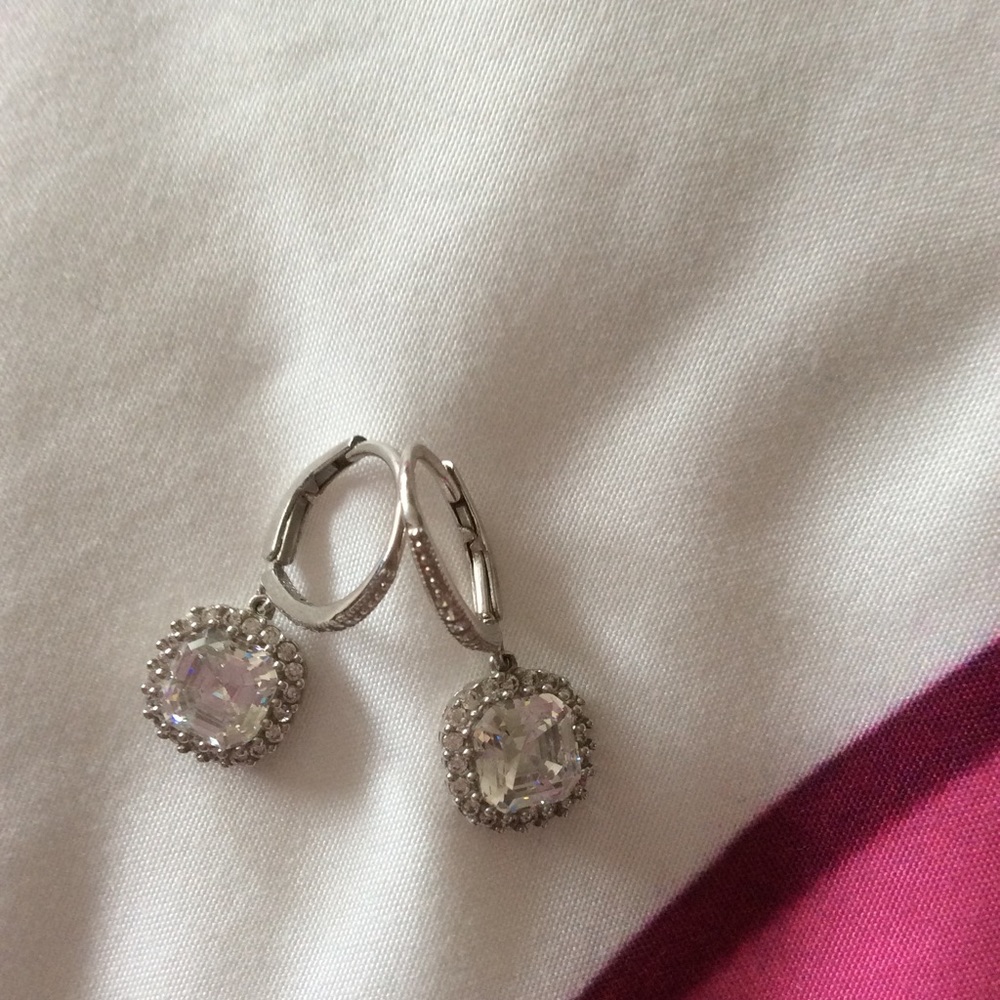 CZ Earrings . 2 Carats Total. Pair. Stering Silver